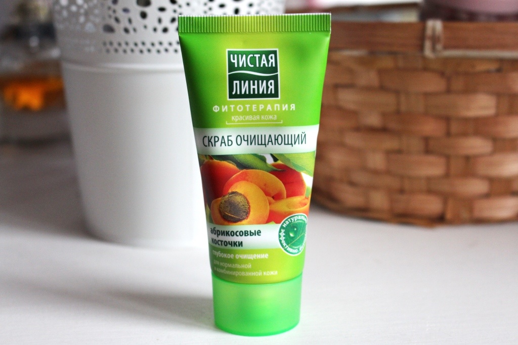 Фото свободный источник. Деликатное очищение, не " царапает" так сказать кожу( а у меня есть печальный опыт, когда скраб от эйвон оставил царапины на моем лице)Состав да - натуральный только частично, но я думаю сейчас это издержки практически всей современной косметической продукции продукции в невысоком ценовом сегменте!Массирую на коже около 2-х минут,  затем смываю теплой водичкой, расход экономный( 1-2 горошины хватает на лицо) Кожа гладенькая, только питательный крем необходим после обязательно! Стоимость около 80 руб, продается во многих магазинах косметики!