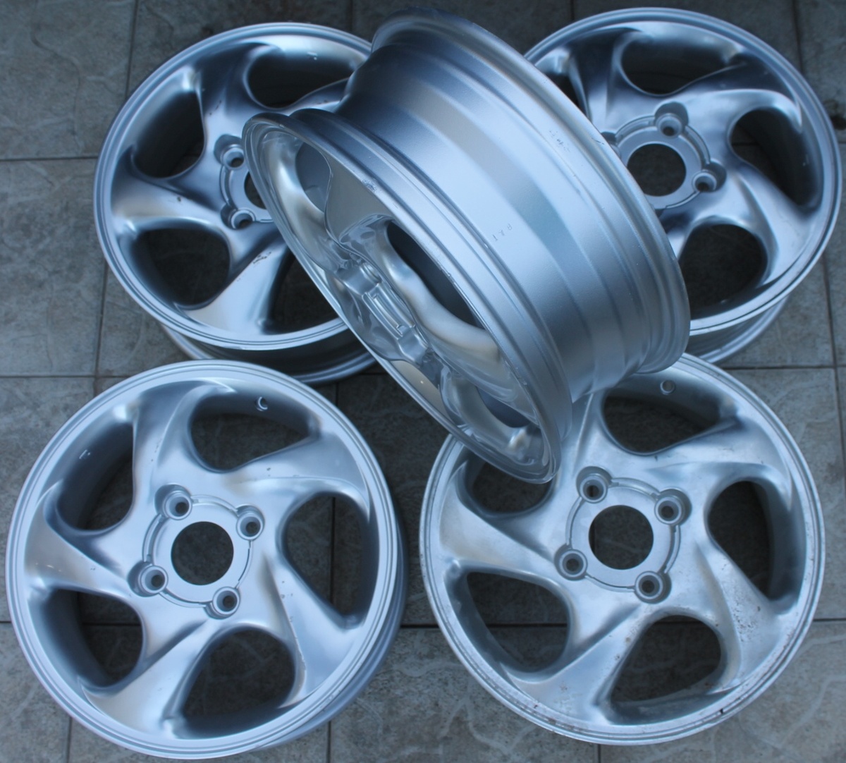 R15 5,5J ET46 4x114,3 D67,1 Hyundai Elantra XD