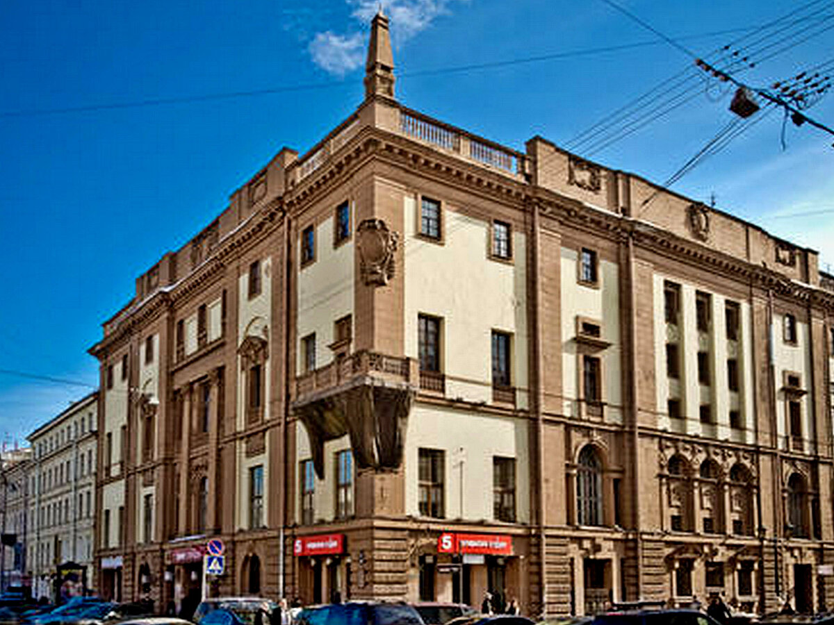 Дом Радио (бывшее здание Благородного собрания). Источник изображения: regnum.ru/pictures/2686422/1.html
