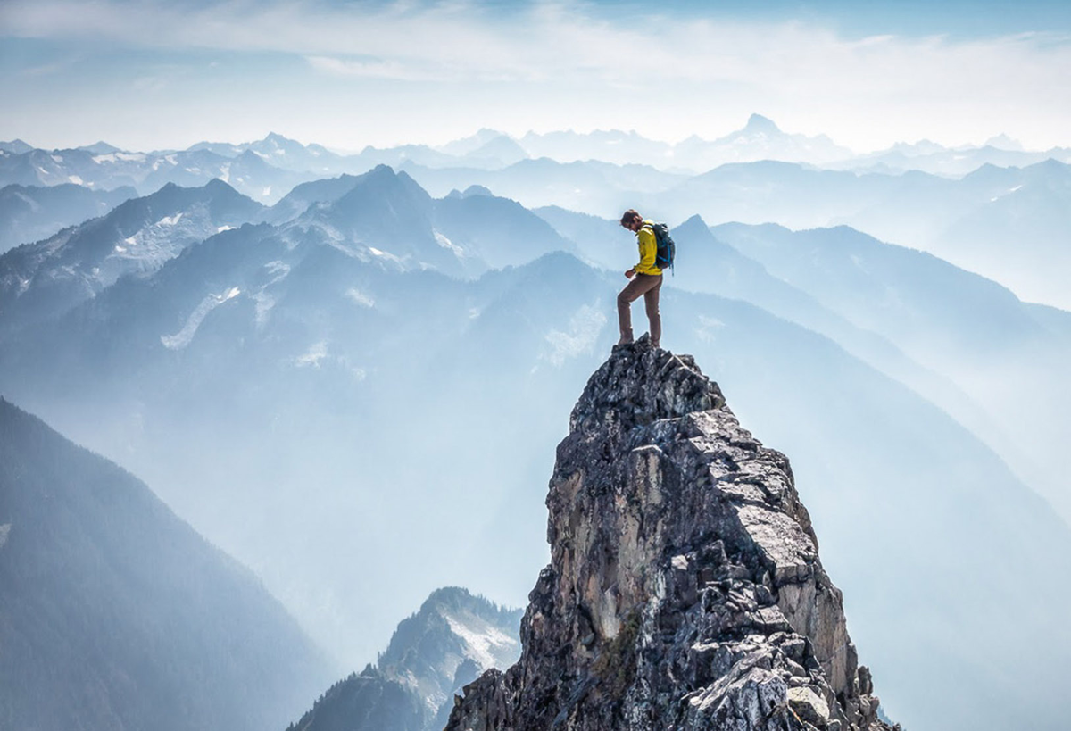 Огромные здания и человек. Афоризмы про успех в жизни. Небоскреб джидда тауэр. Которые в высоту достигают двух. Которые в высоту достигают двух.