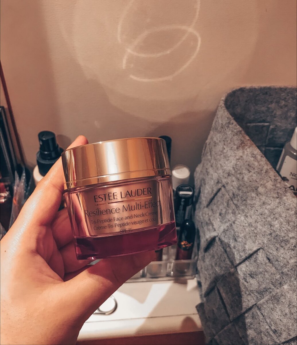 дневной крем Estee Lauder Resilience Multi-Effect Tri-Peptide Face and Neck Creme с SPF 15