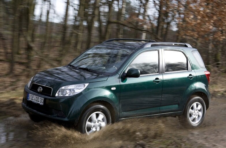 дайхатсу териос 2008, фото с сайта favcars.com