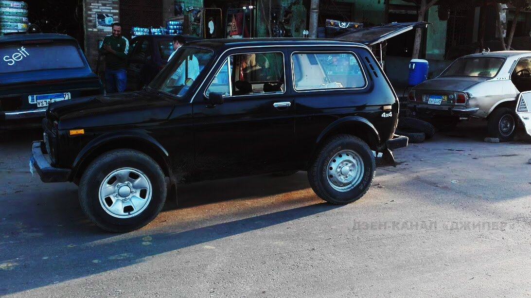 За Нивой нестареющая классика африканских дорог - Peugeot 504 и Fiat 132