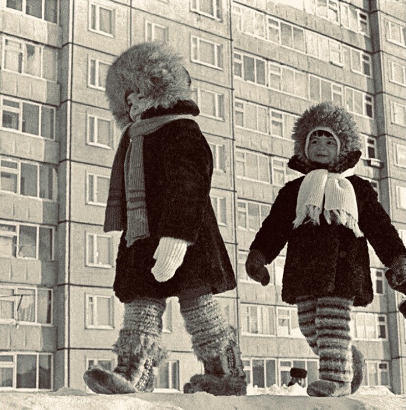 Помните, как нас одевали на прогулку зимой?
