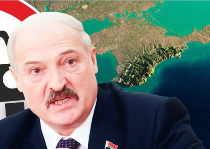 Лукашенко хочет усидеть на двух стульях