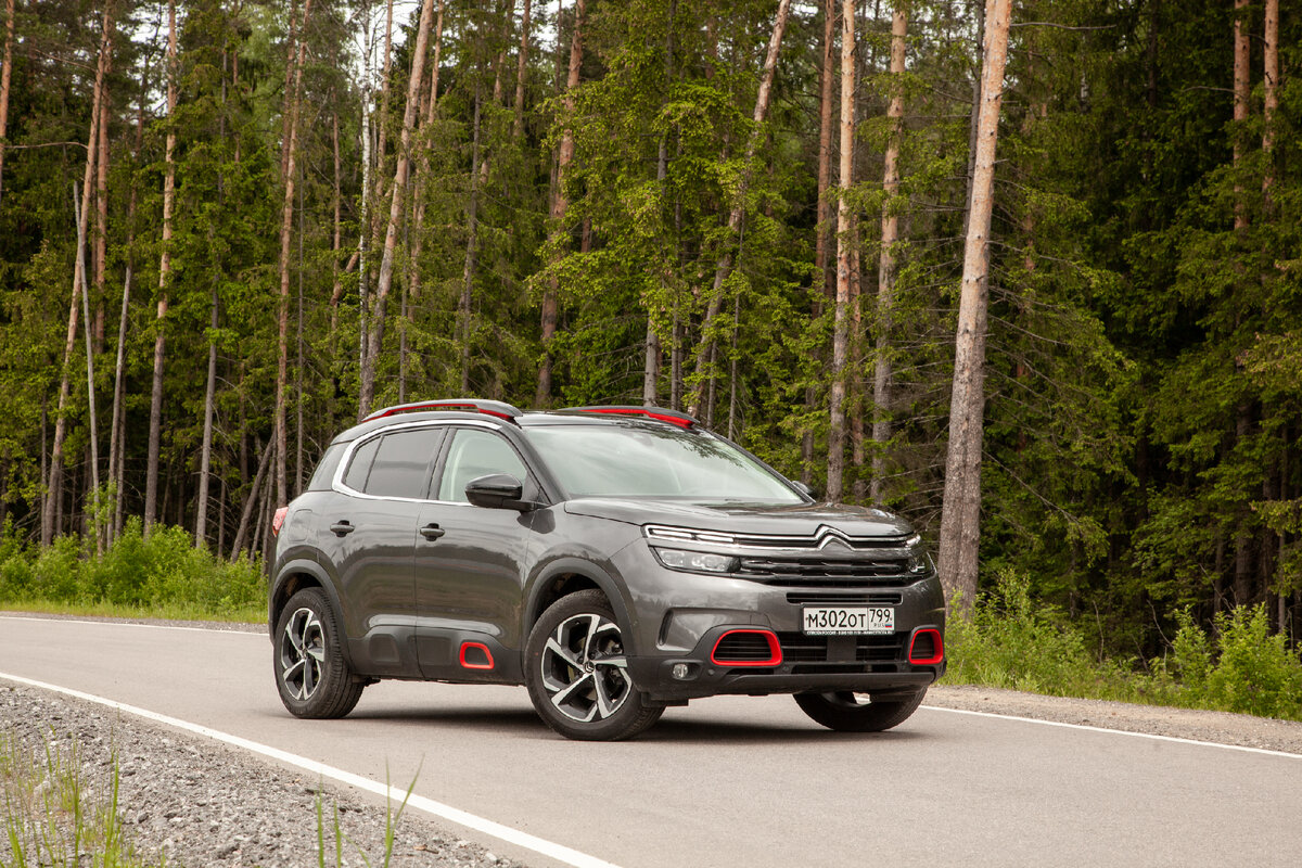 В чем Citroen C5 Aircross уделывает более дешевый, но вместительный, Toyota  Rav4 | АВТОДЗЕН | Дзен