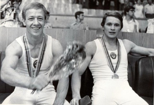 Олимпийский чемпион 1980 года. Николай Андрианов Олимпийский чемпион. Николай Андрианов олимпиада 80. Александр Дитятин Олимпийский чемпион. Александр Дитятин 1980.