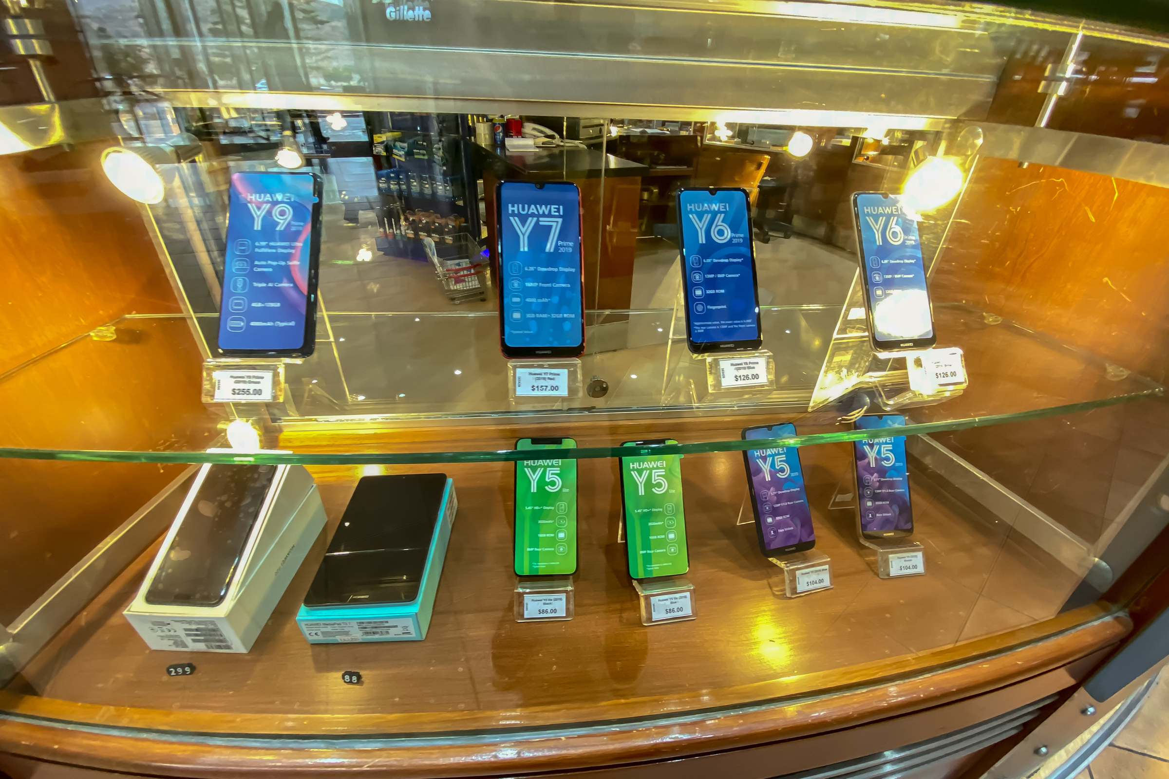 DutyFree на сирийской границе. Довольно своеобразный8
