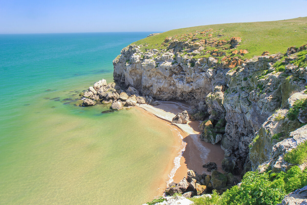 самый красивый пляж в крыму