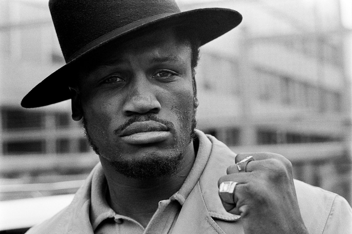 Joe Frazier в молодости