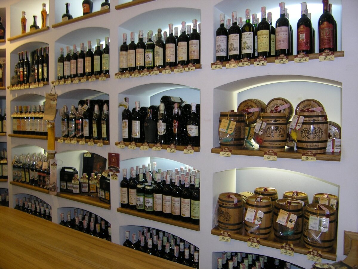 фирменные магазины вина в москве