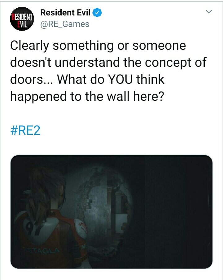 Видимоо, что кто-то или что-то не понимает концепцию дверей ... Как вы думаете, что случилось со стеной здесь? # RE2