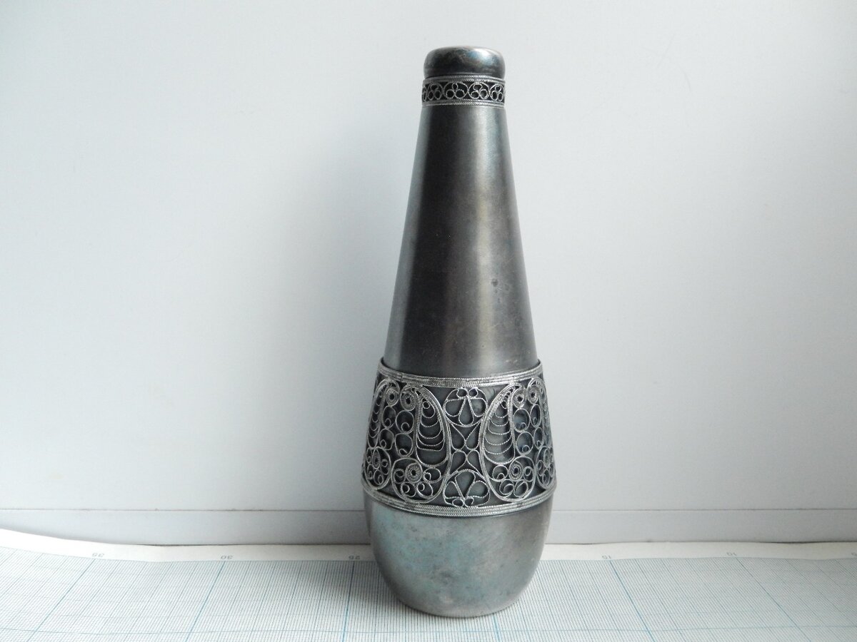 листайте вправо