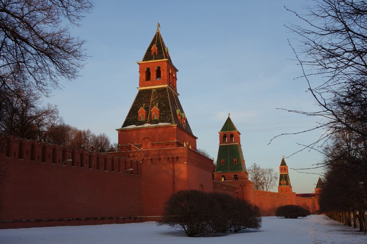 Башни Московского Кремля Царская башня