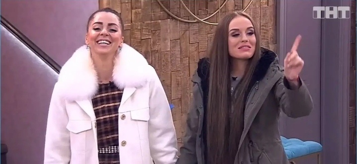 Оля Рапунцель и Милена Безбородова