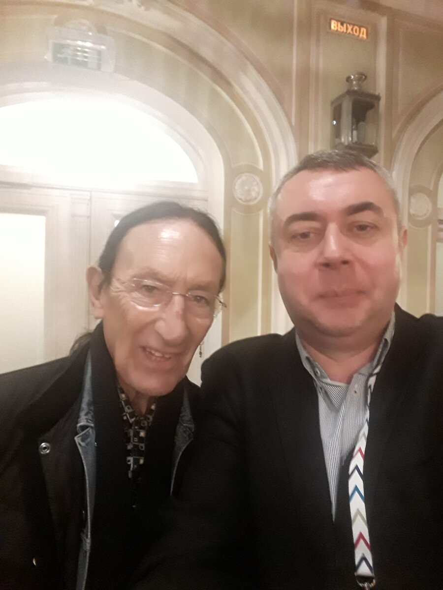 С Кеном Хенсли