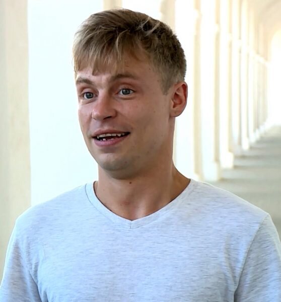 Александр Головин