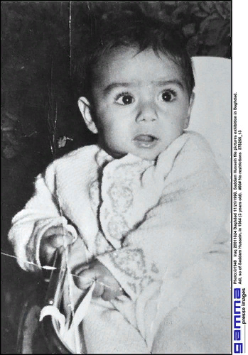 Саддам Хусейн в возрасте трёх лет. 1940 год