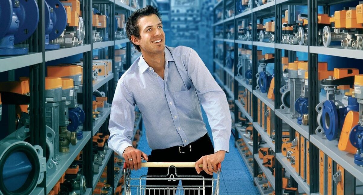 По словам Коломийцевой, у людей складывается ложное впечатление спокойного бизнеса, который при любом раскладе принесёт доход. Между тем, магазин следует «правильно настроить» по ассортименту с учетом цен ближайших оптовых дистрибьюторов.