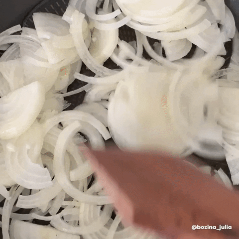 Фото - Сладкий Персик. Жарим лук