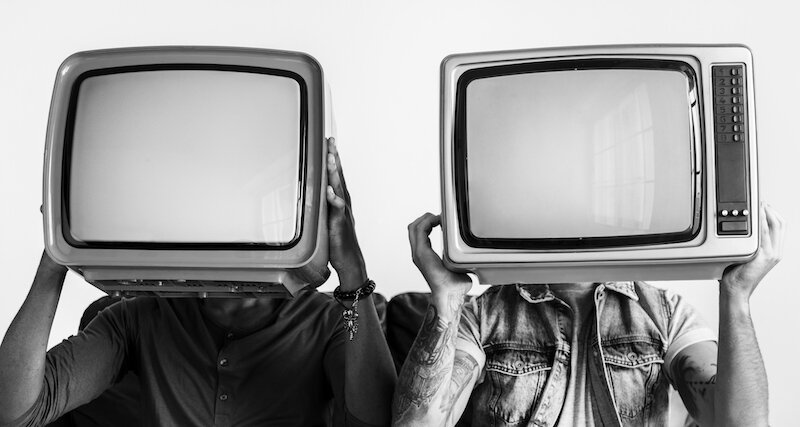 https://www.freepik.com/free-photo/people-holding-retro-television-each-other_2769195.htm