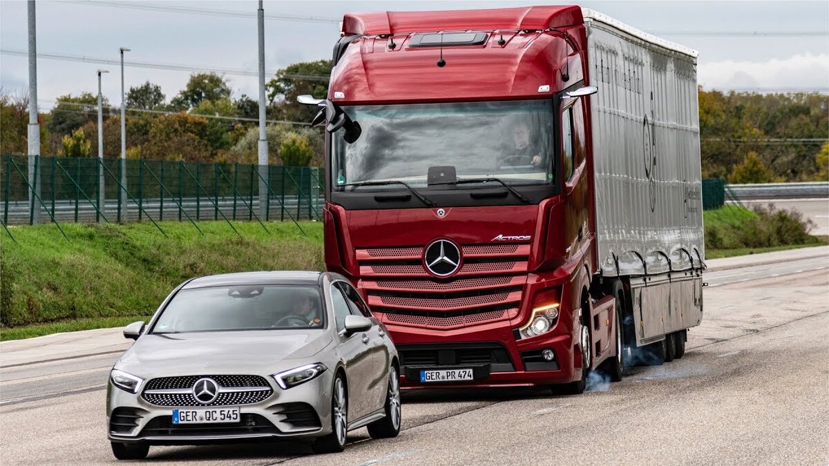 Урок экономики от Мерседес. Почему Mercedes-Benz Actros стал «грузовиком  года 2020» | Моторные масла Akross | Дзен