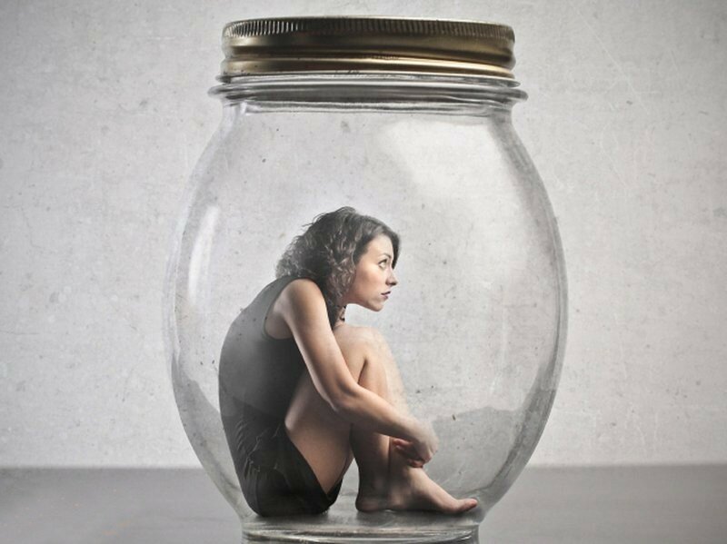 Антропофобия - это боязнь людей и их внимания.