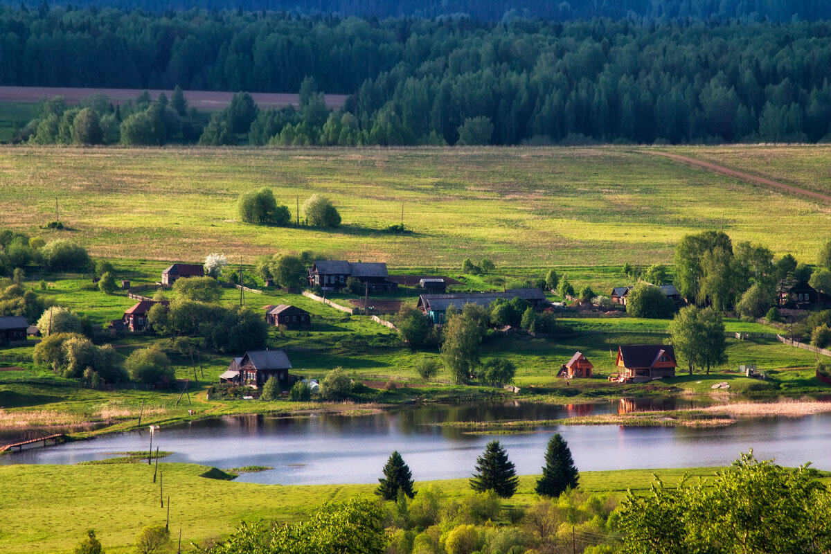 Пейзаж деревня река