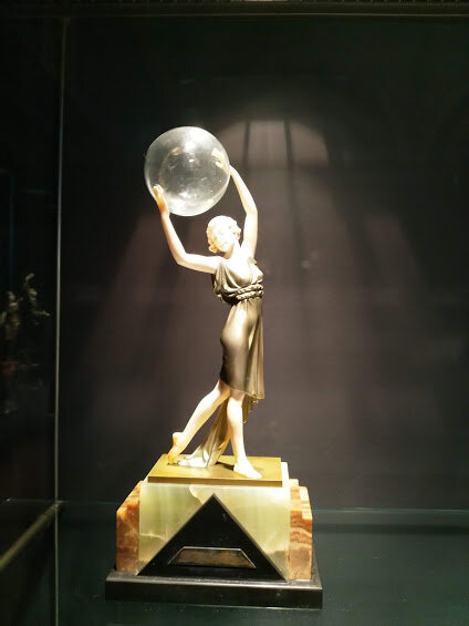 Фердинанд Прайс, "Легче воздуха", из экспонатов эрмитажной выставки "Мелкая пластика Арт Деко"