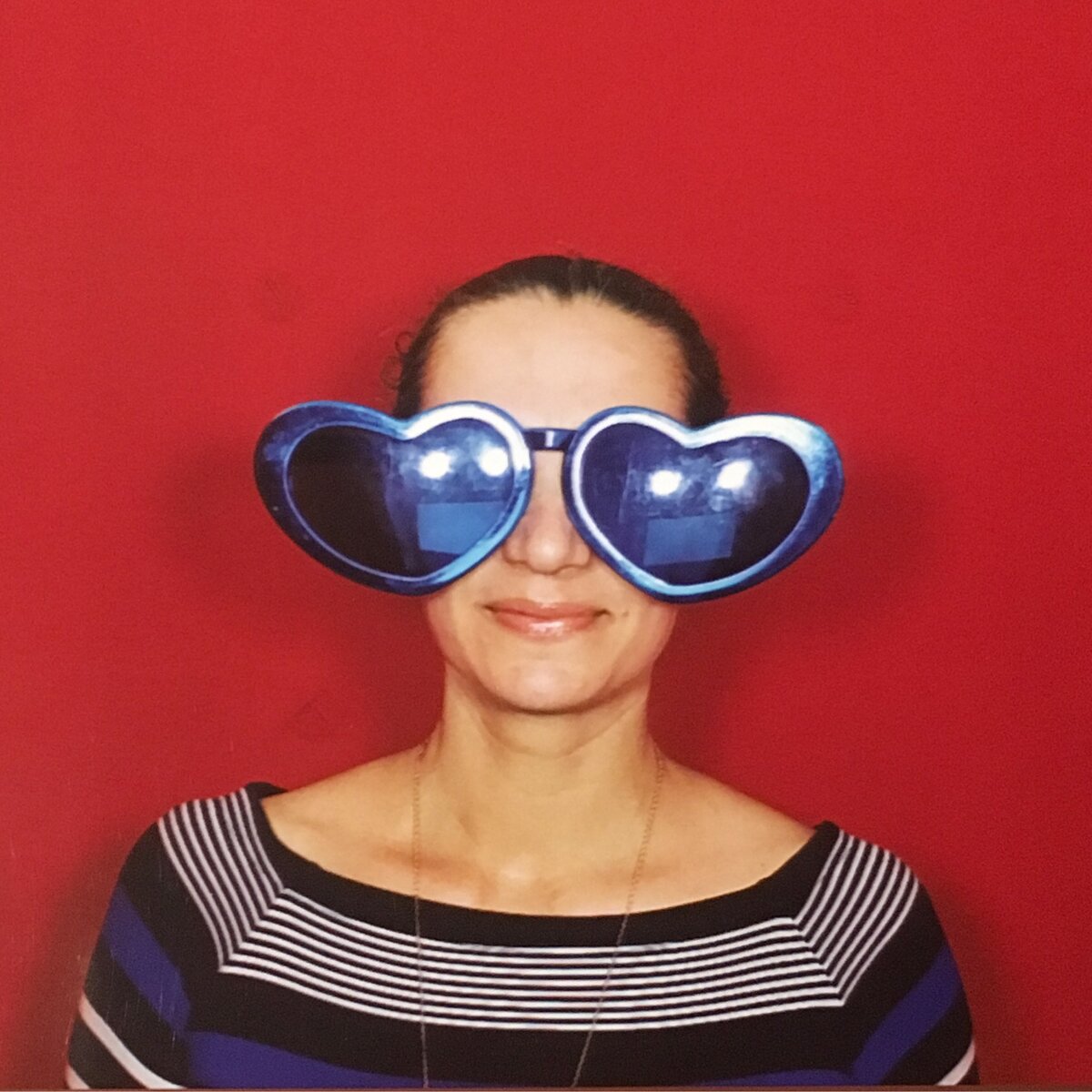 У меня очки не розовые))))