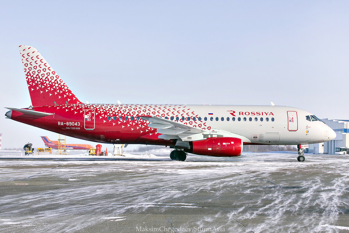 Авиабилеты хибины санкт петербург. Суперджет Россия авиакомпания. Sukhoi Superjet 100 Россия авиакомпания. Самолёт SSJ-100 АК Россия. Суперджет АК Россия.