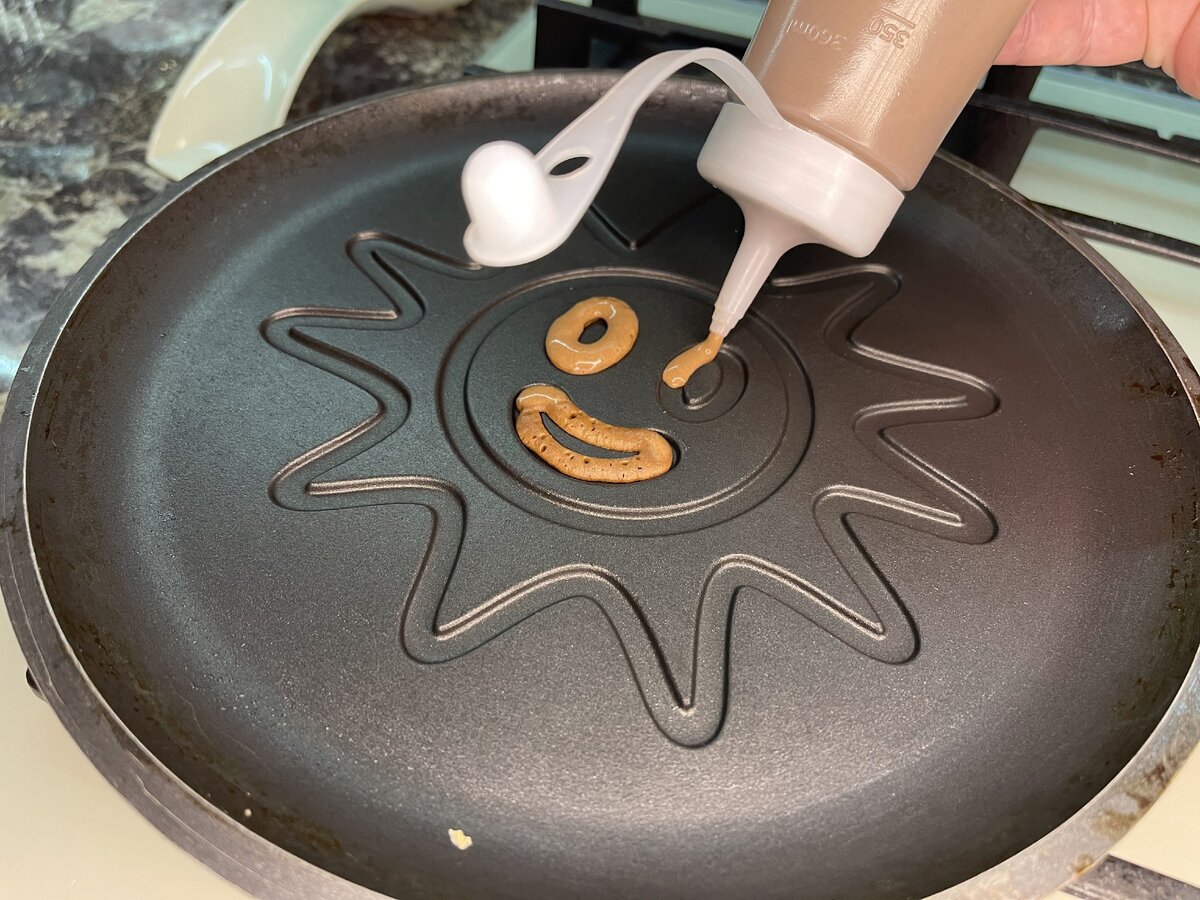 Пользуйтесь бутылочкой для соуса!