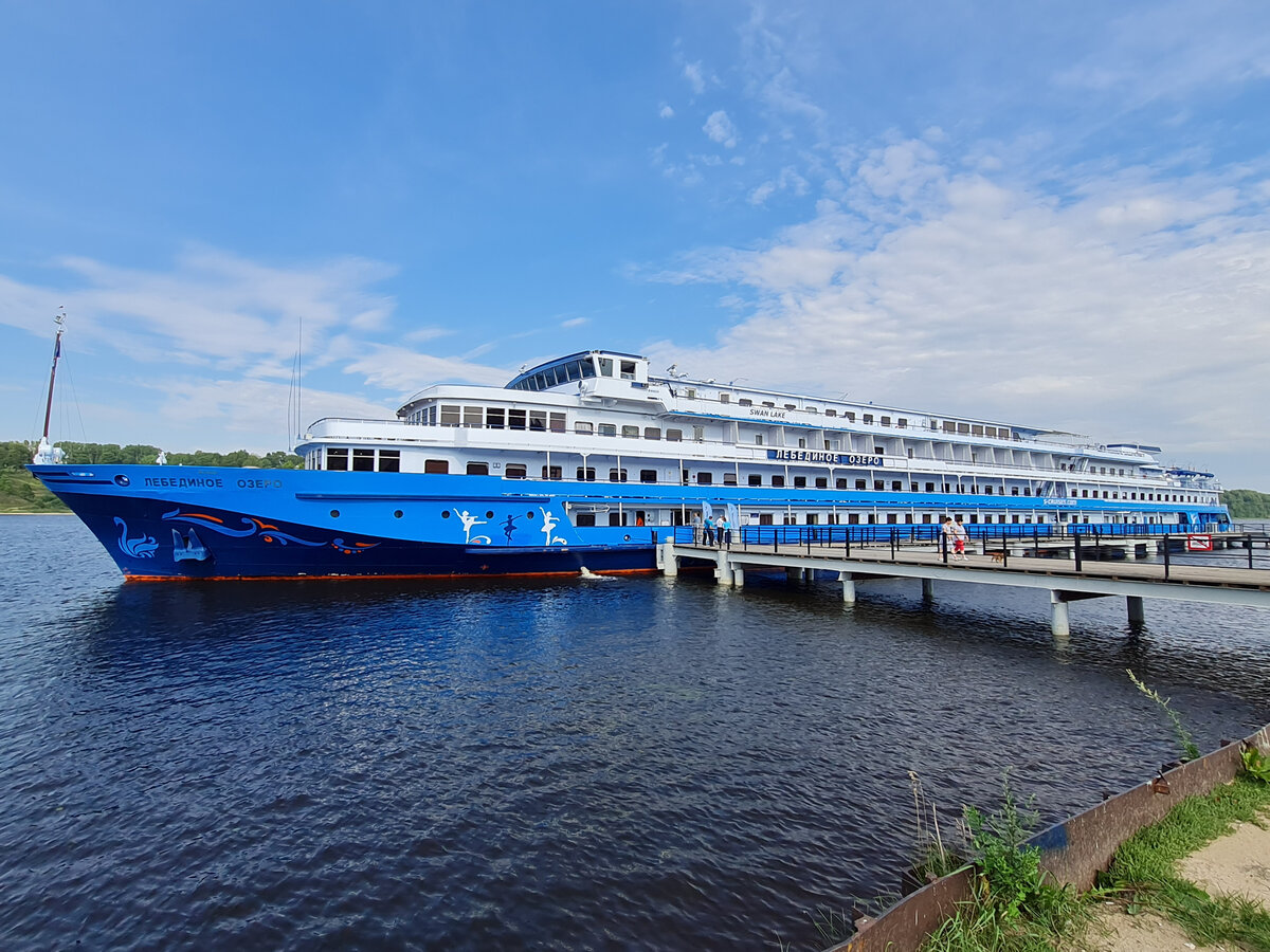 Не лебединая песня речного круизного теплохода «Лебединое озеро ...