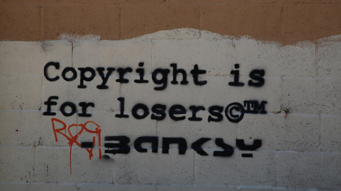 Накануне на официальном сайте известного художника Banksy появилось предложение о продаже NFT-токена в стиле pixel art, вдохновленного знаменитой серией CryptoPunks.