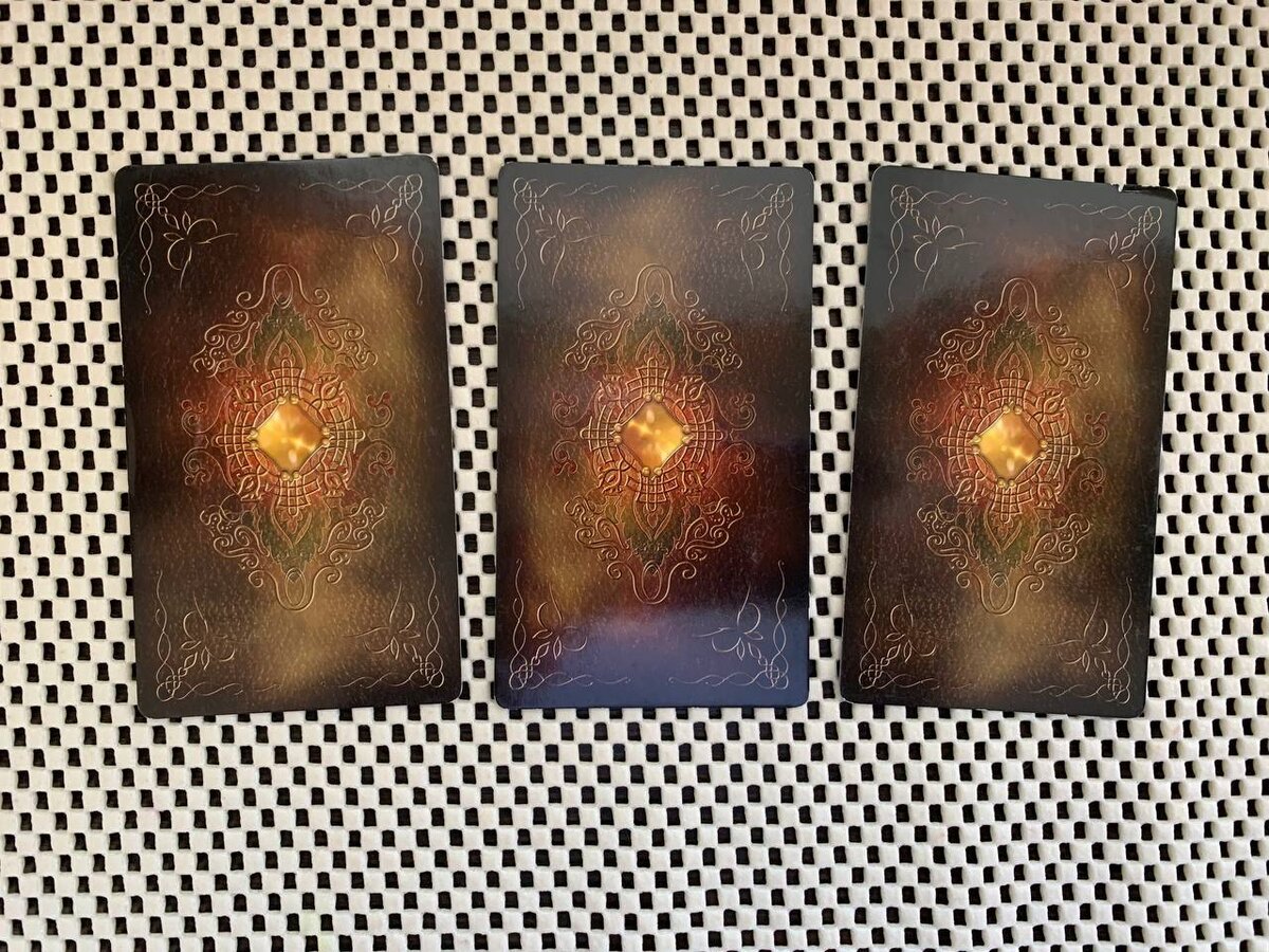 ВЫБЕРИТЕ 1 ИЗ 3 ПОЗИЦИЙ