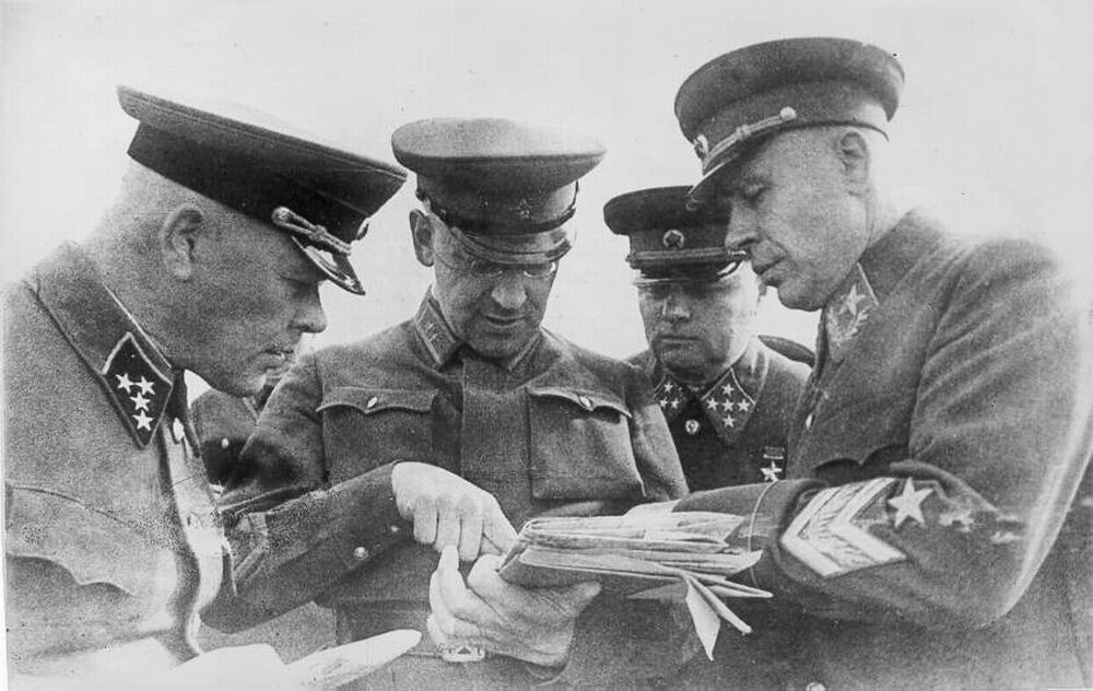 Генералы вов 1941 1945 фото Драгоценный "Мрамор": генерал армии Максим Пуркаев Центральный музей Вооруженных