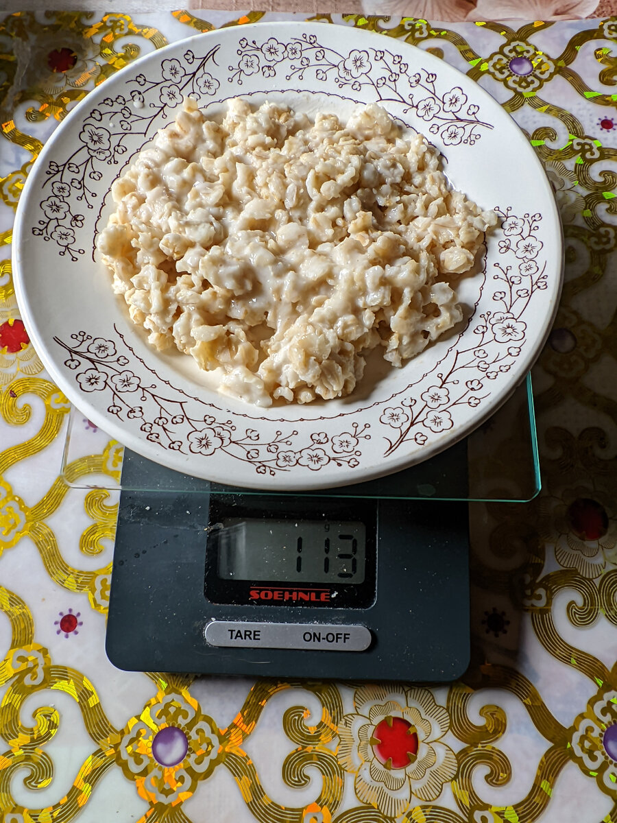 3 столовых ложки каши - 113 грамм. Я в шоке.