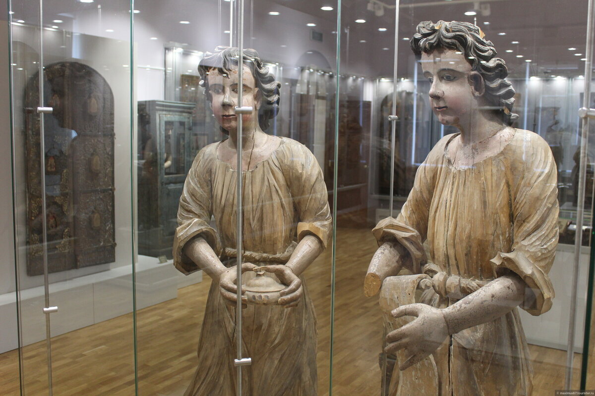 Ангел с чашей и Ангел со свитком. Фото: Максим Ершов