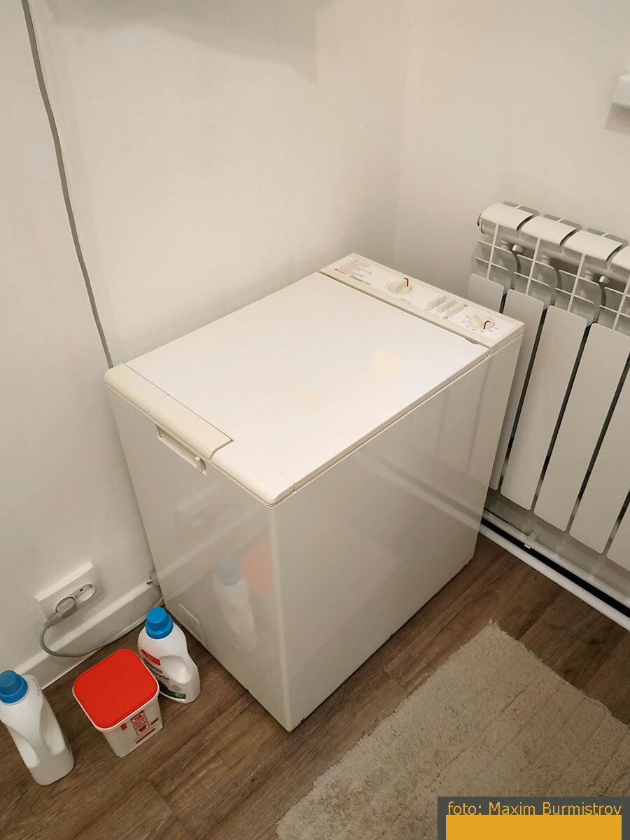 Старушке шарахнуло 28 лет, но она не думает сдаваться. Накрылся амортизатор? Не беда – починим!