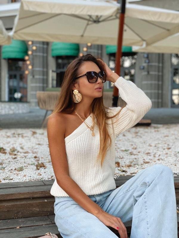 Вот такой свитер покорил мое шопоголическое сердечко)