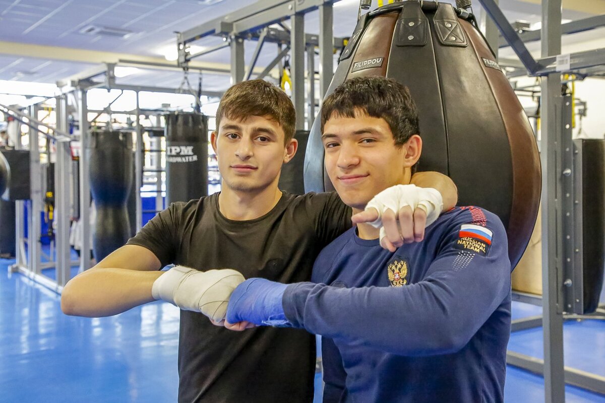    Братья по боксу. Дружба на ринге и за его пределами