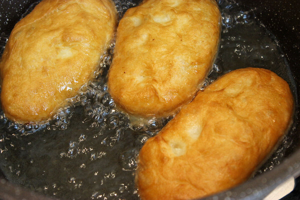 Пирожки с картошкой в масле