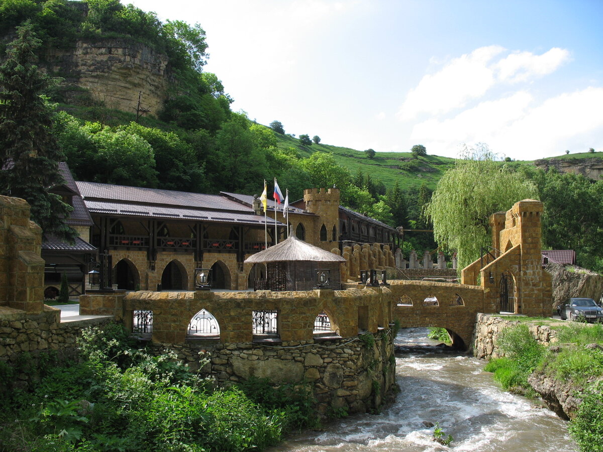 Замок коварства и любви в кисловодске фото