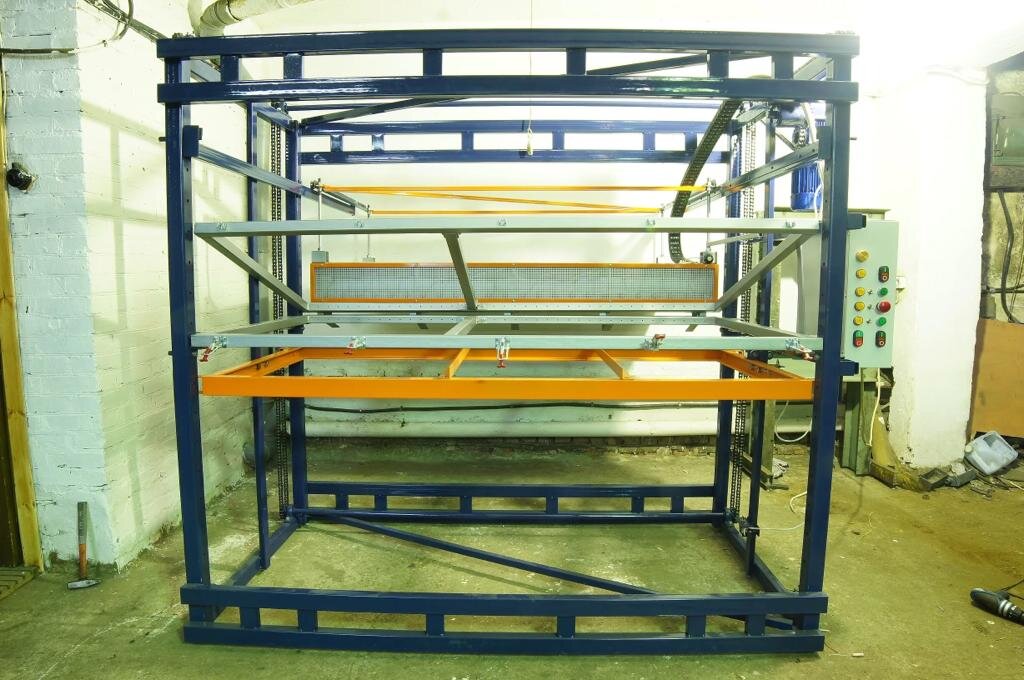 Вот на таких самоделках клеили фасады в 10х годах