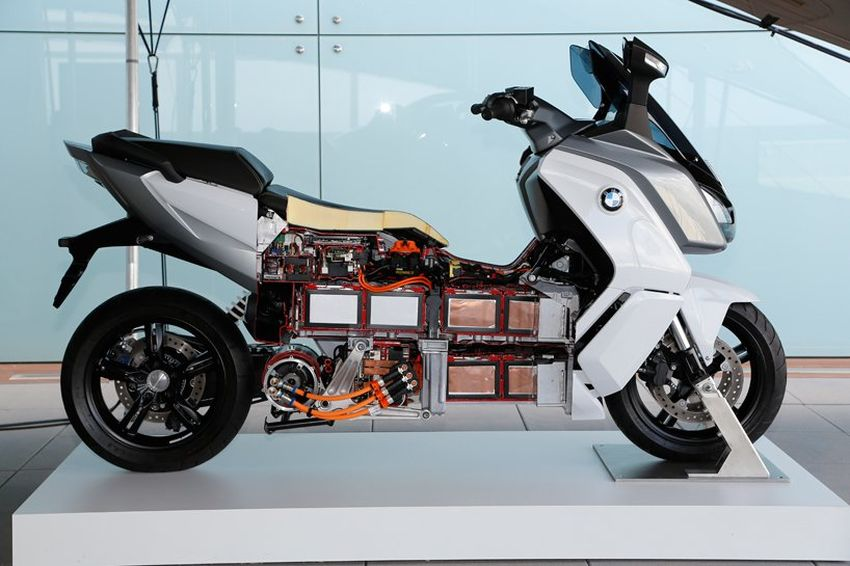 BMW C-Evo в разрезе