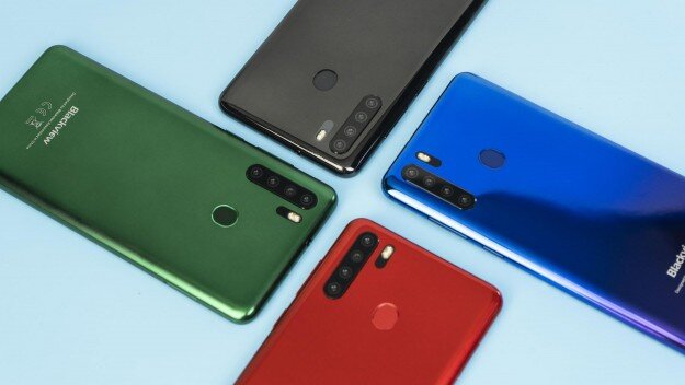 Две расцветки уже закончились. Гаджет собрал почти 2 000 предзаказов.