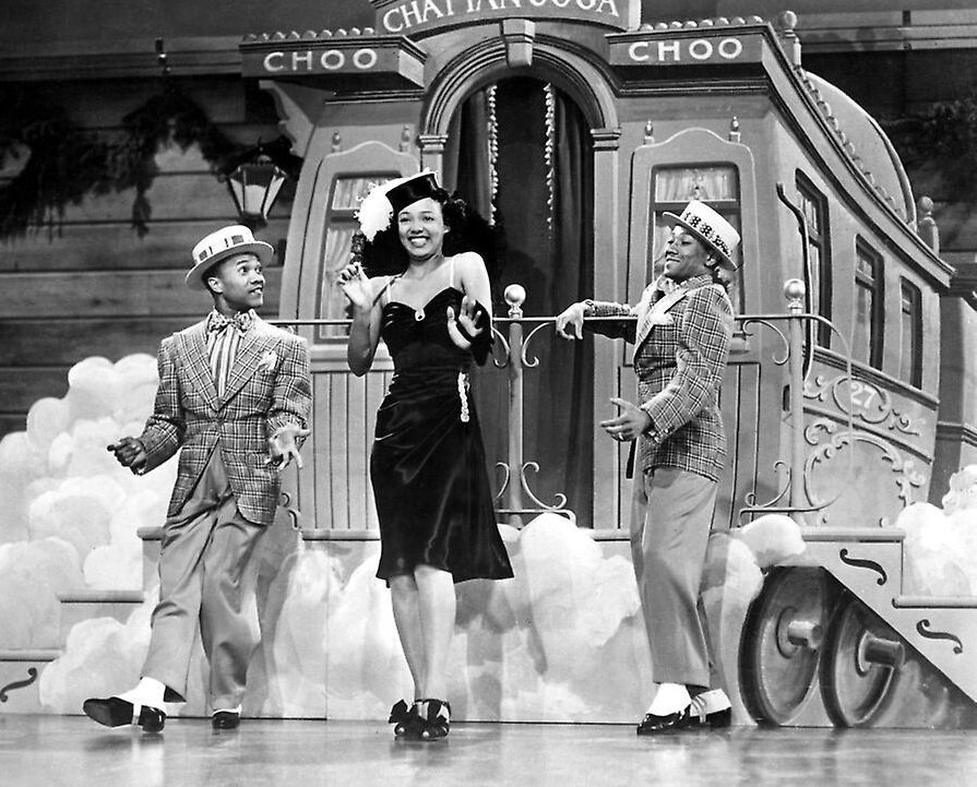 Кадр из фильма «Серенада солнечной долины». Источник -  https://www.pinterest.ru/