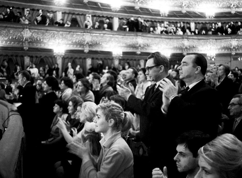 Публика в большом театре