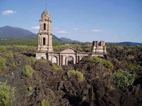 Привидения живут в колокольне на итальянском острове Повелья 
