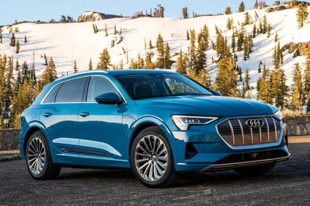 Audi e-tron. Фото из открытых источников